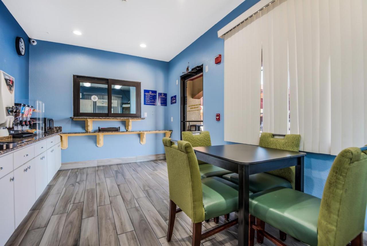 Scottish Inns & Suites Iah Airport-Beltway 8 Aldine Eksteriør bilde